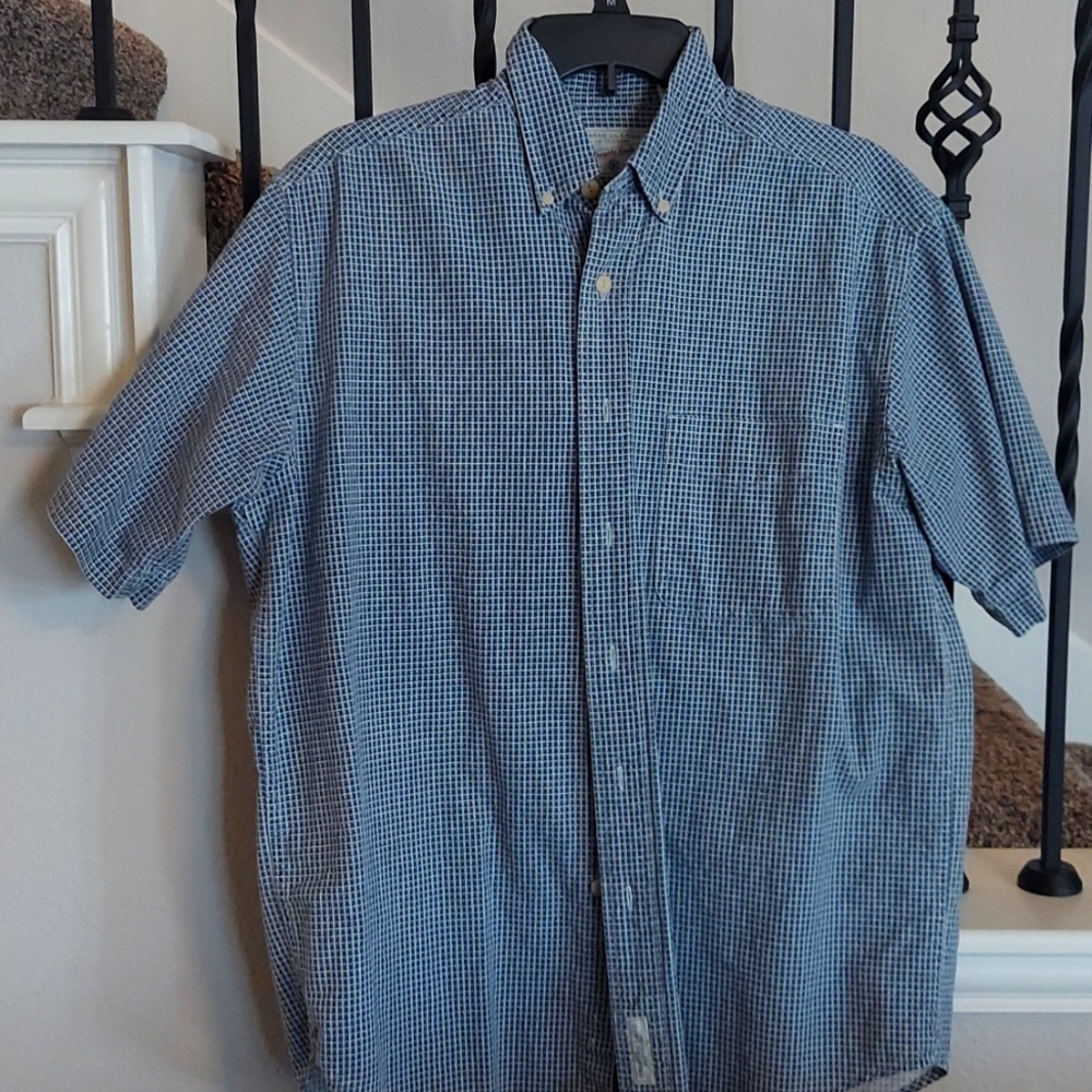 Authentic American Eagle short sleeve Button-down size small
